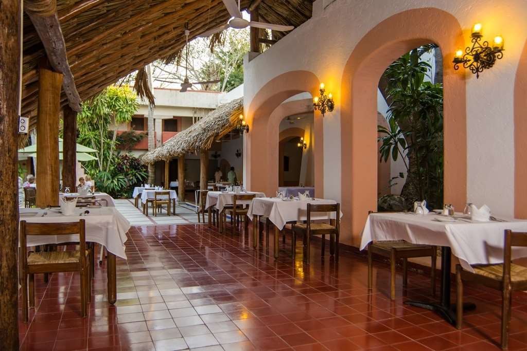 Villas Arqueologicas Chichén-Itzá Restaurant foto